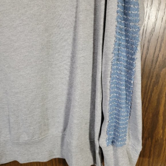 Maurices Grey and Blue Up To Snow Good Sweatshirt Size Medium - Picture 8 of 8